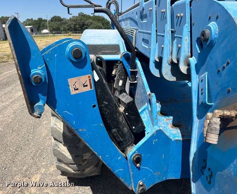 image for item DO6982 2019 Genie GTH-1256 telehandler