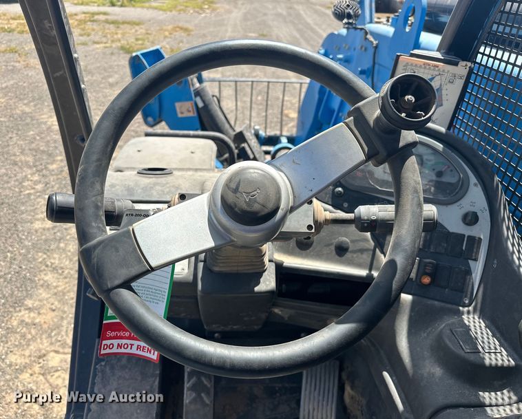image for item DO6982 2019 Genie GTH-1256 telehandler