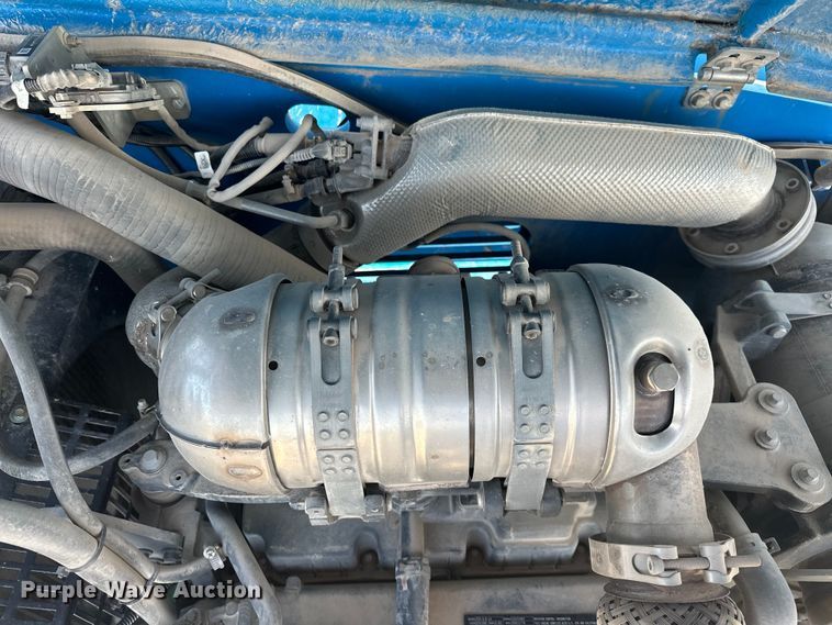 image for item DO6982 2019 Genie GTH-1256 telehandler