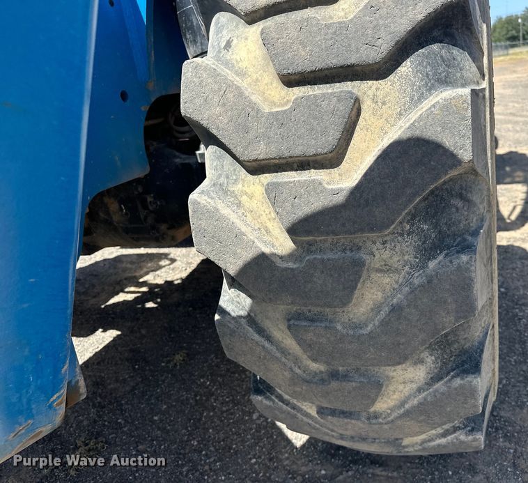 image for item DO6982 2019 Genie GTH-1256 telehandler