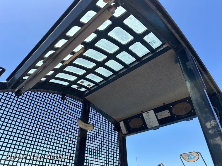 image for item DO6983 2018 Genie GTH-1256 telehandler