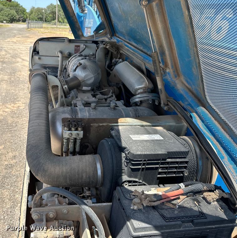 image for item DO6983 2018 Genie GTH-1256 telehandler