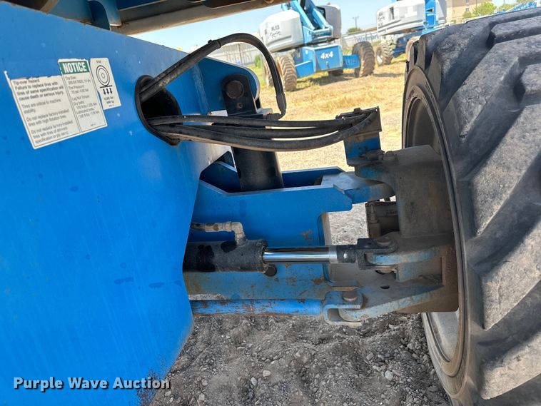 image for item DO6984 2006 Genie  S-60 boom lift