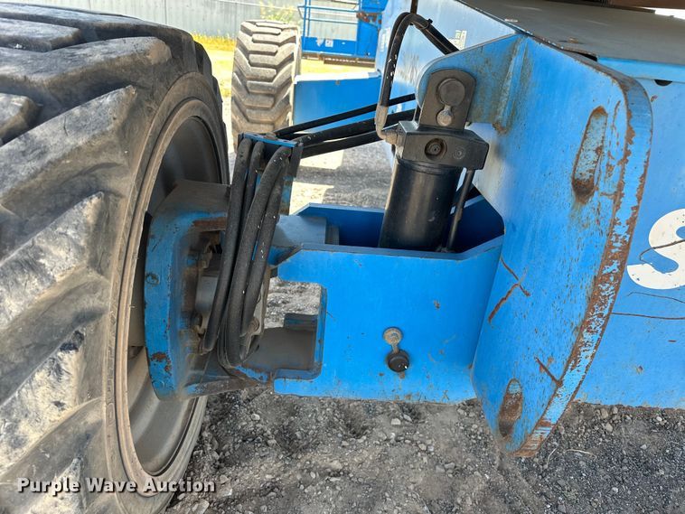 image for item DO6984 2006 Genie  S-60 boom lift