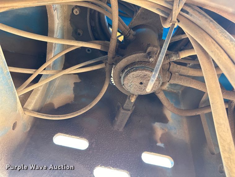 image for item DO6984 2006 Genie  S-60 boom lift