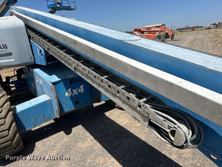 image for item DO6984 2006 Genie  S-60 boom lift