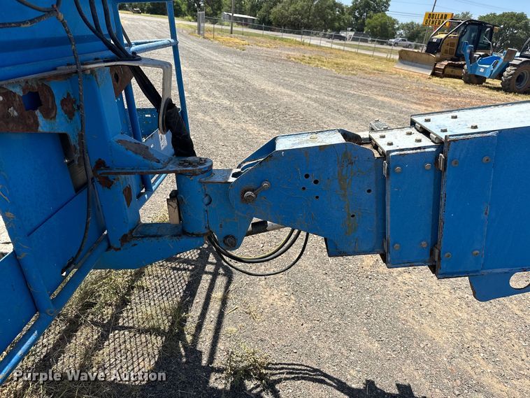 image for item DO6984 2006 Genie  S-60 boom lift