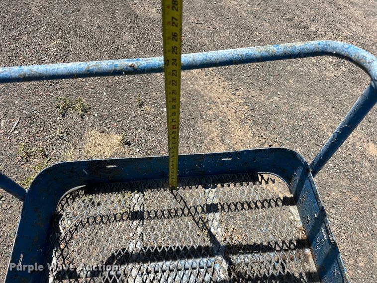 image for item DO6984 2006 Genie  S-60 boom lift