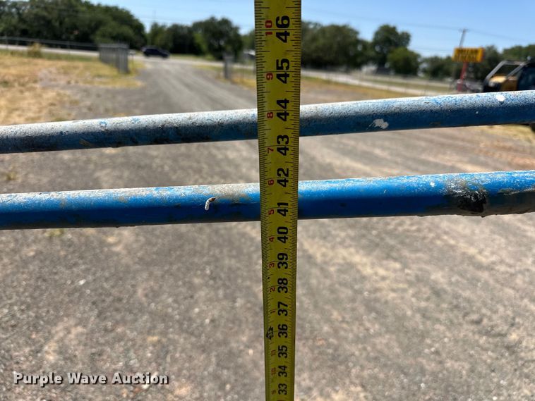 image for item DO6984 2006 Genie  S-60 boom lift