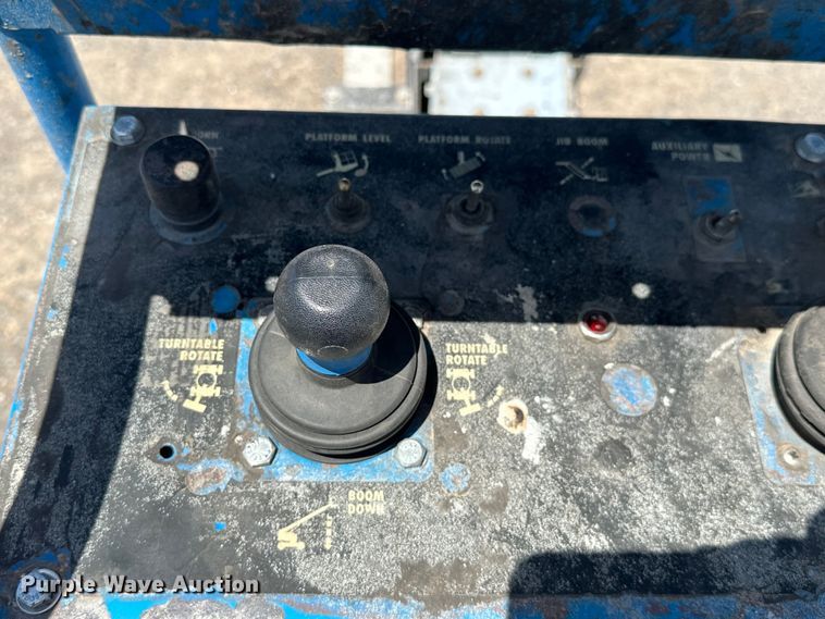 image for item DO6984 2006 Genie  S-60 boom lift