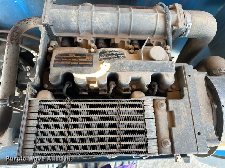 image for item DO6984 2006 Genie  S-60 boom lift