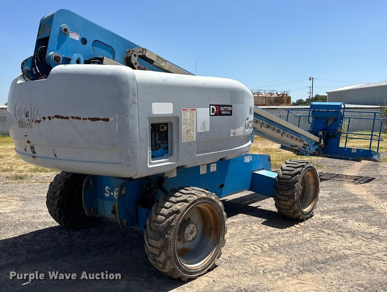image for item DO6985 2007 Genie S-60 boom lift