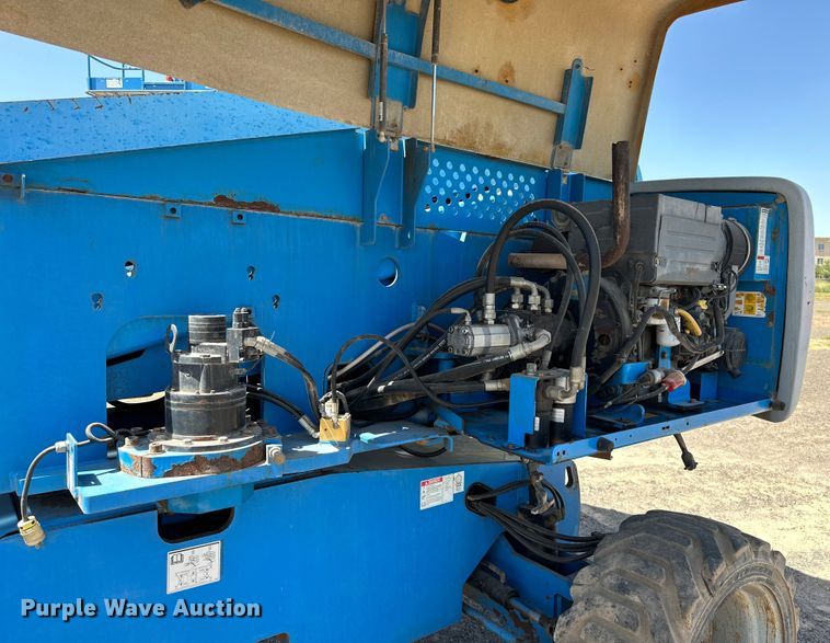 image for item DO6985 2007 Genie S-60 boom lift
