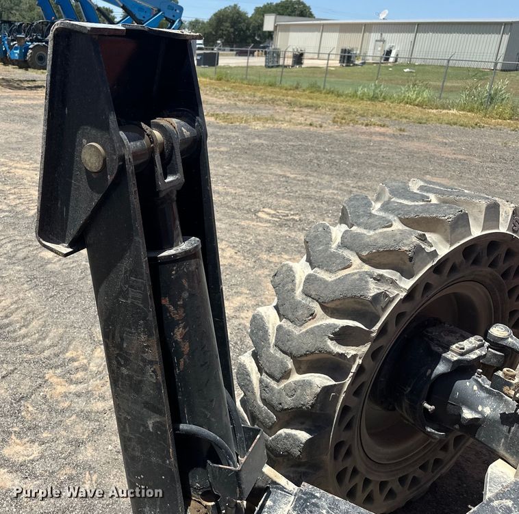 image for item DO6986 2014 JLG 10042 telehandler