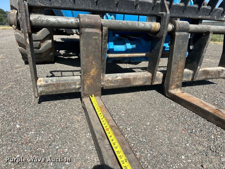 image for item DO6987 2019 Genie  GTH-1256 telehandler
