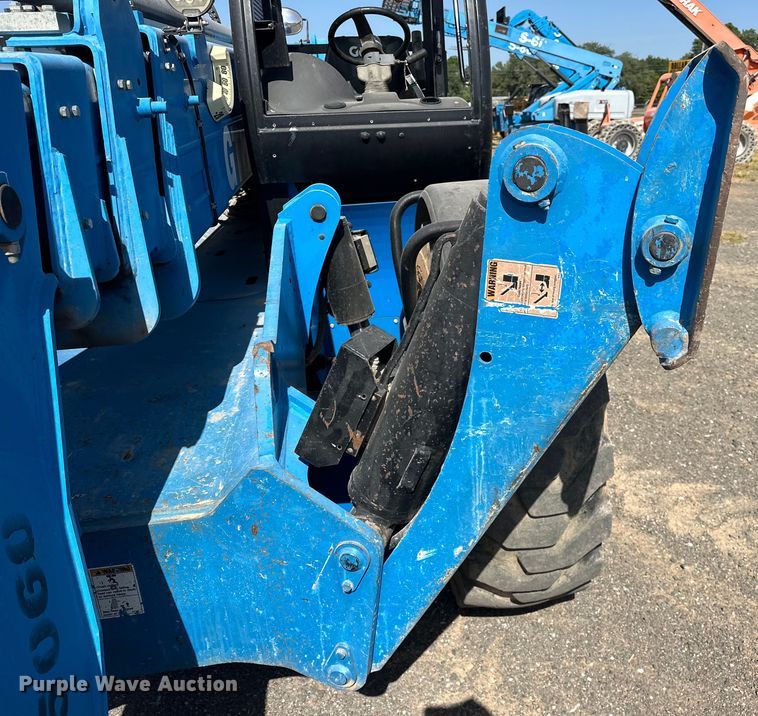 image for item DO6987 2019 Genie  GTH-1256 telehandler