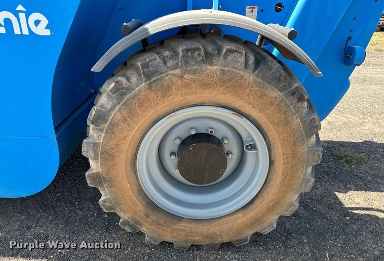 image for item DO6987 2019 Genie  GTH-1256 telehandler