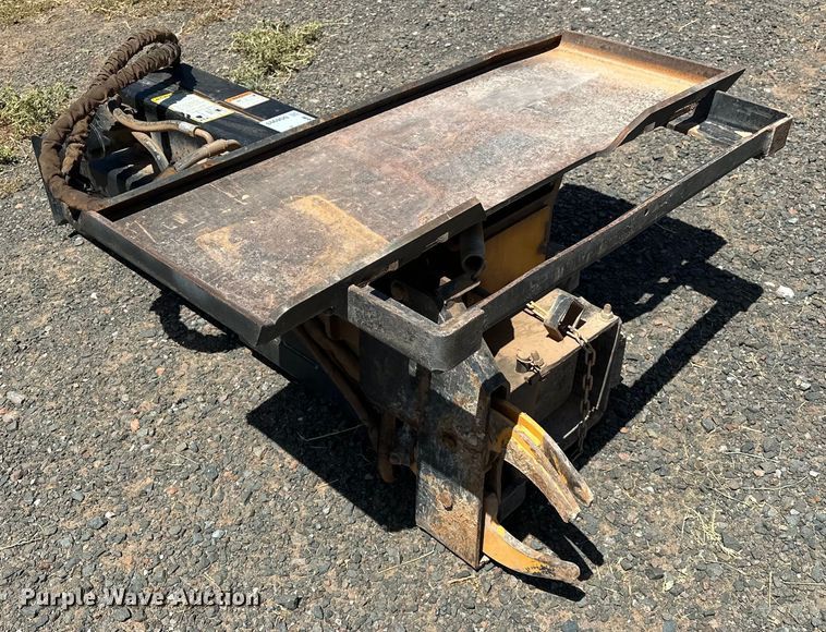 image for item DO6993 Danuser  SM40 skid steer post driver 