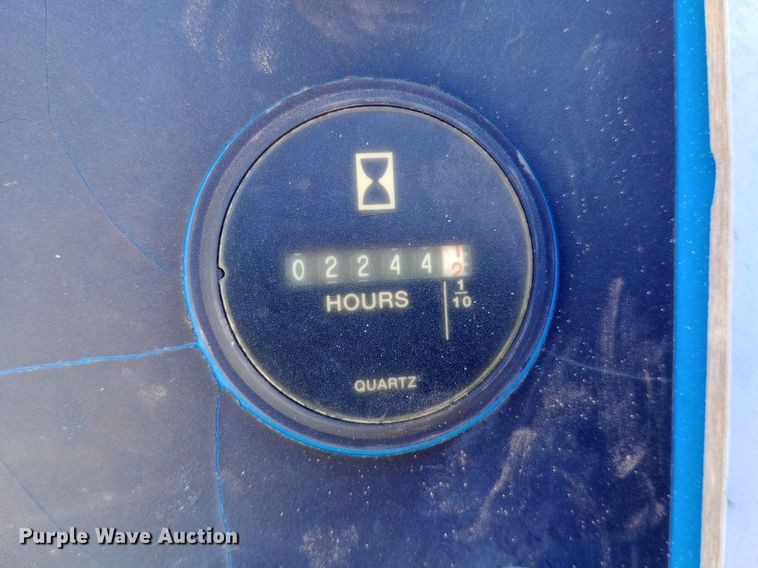 image for item DO7027 2006 Genie S-40 boom lift