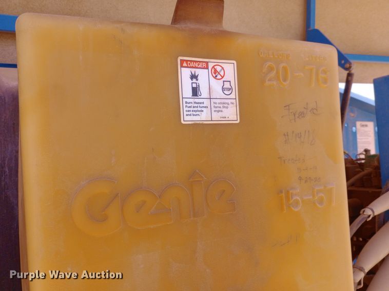 image for item DO7027 2006 Genie S-40 boom lift