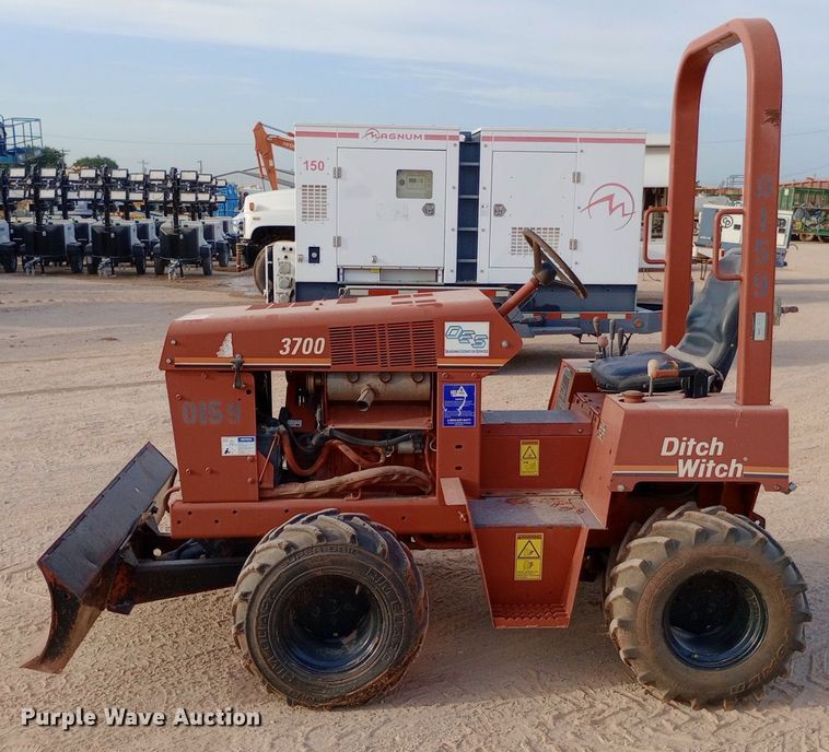 image for item DO7029 2004 Ditch Witch 3700 trencher