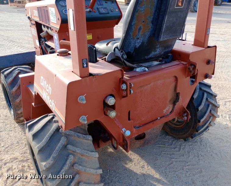 image for item DO7029 2004 Ditch Witch 3700 trencher