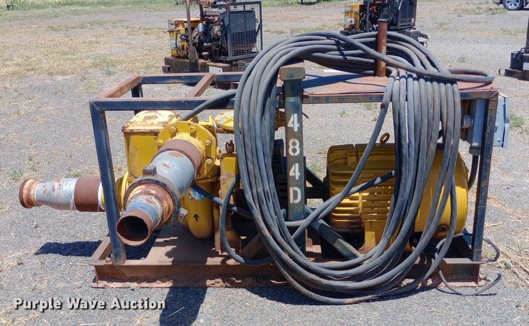 image for item DO7040 Selwood D150  water pump