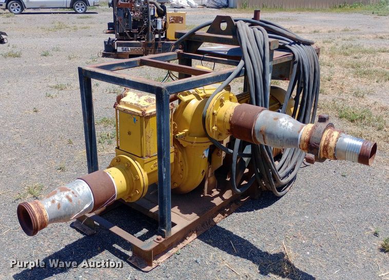 image for item DO7040 Selwood D150  water pump