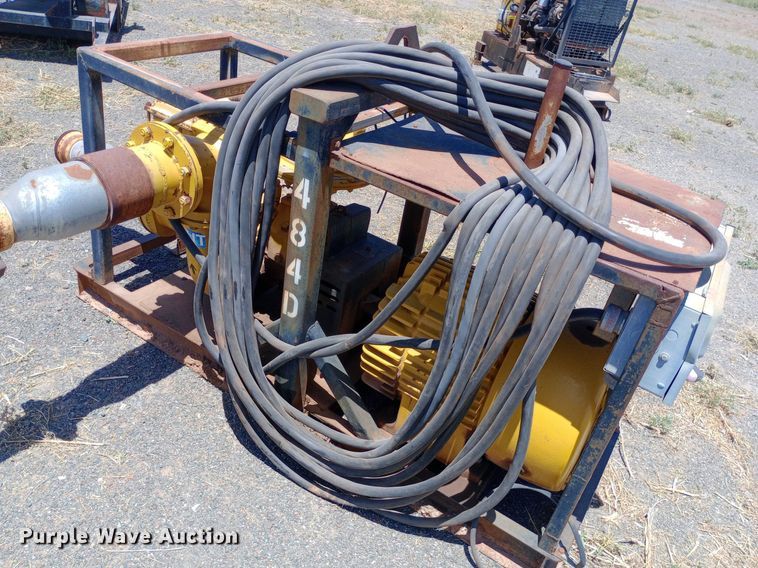 image for item DO7040 Selwood D150  water pump