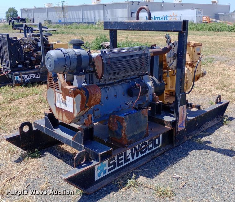 image for item DO7041 Selwood water pump