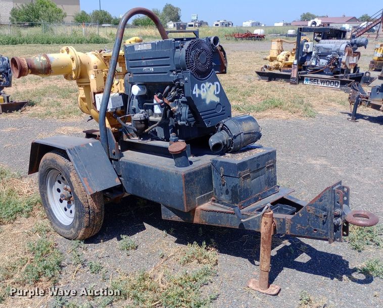 image for item DO7044 Selwood  water pump