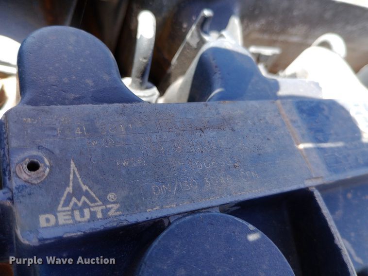 image for item DO7044 Selwood  water pump