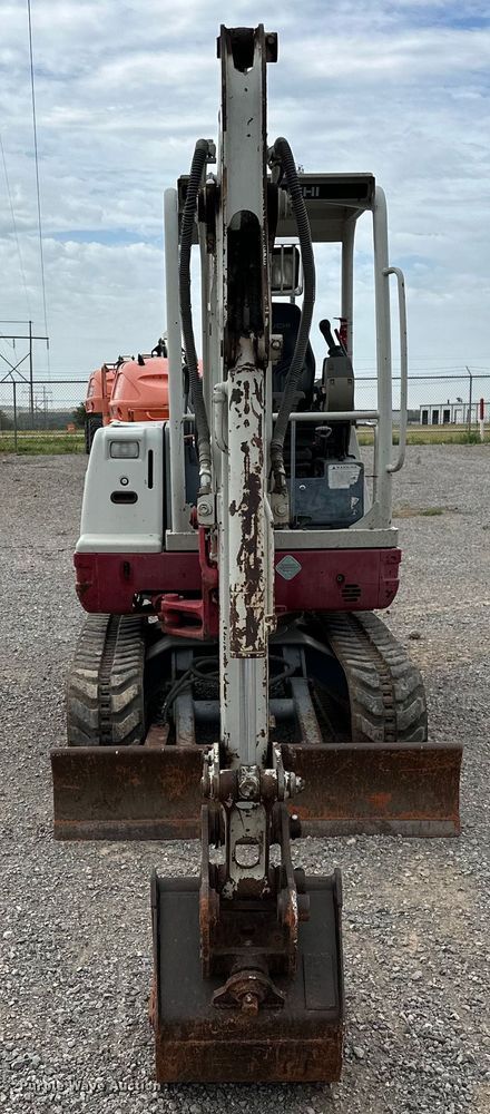 image for item DO7047 2012 Takeuchi  TB228 mini excavator
