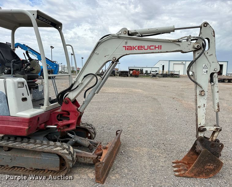 image for item DO7047 2012 Takeuchi  TB228 mini excavator
