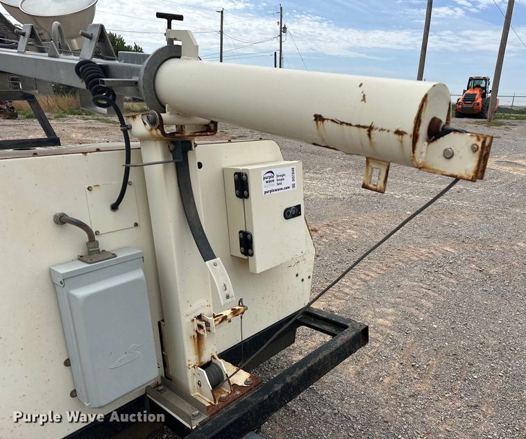 image for item DO7048 2014 Terex AL5 light plant