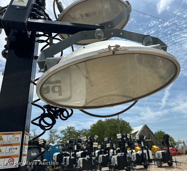 image for item DO7052 2017 Allmand Bros Night-Lite V-Series  light plant