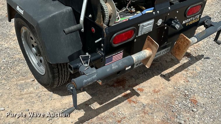 image for item DO7052 2017 Allmand Bros Night-Lite V-Series  light plant