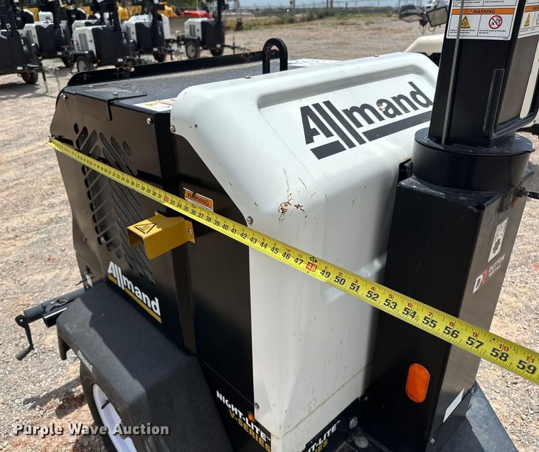 image for item DO7052 2017 Allmand Bros Night-Lite V-Series  light plant