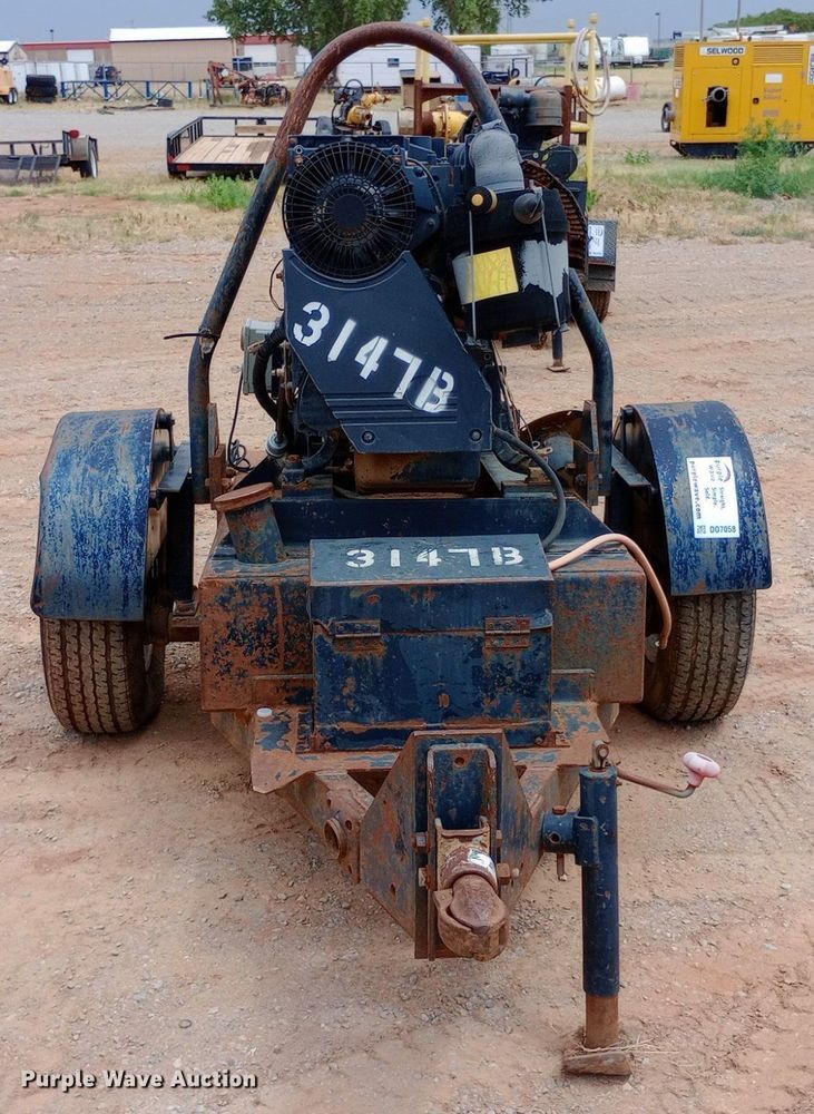 image for item DO7058 Deutz  F4L2011 engine