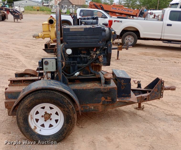 image for item DO7058 Deutz  F4L2011 engine