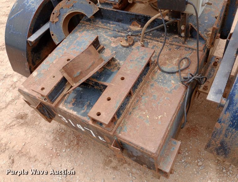 image for item DO7058 Deutz  F4L2011 engine