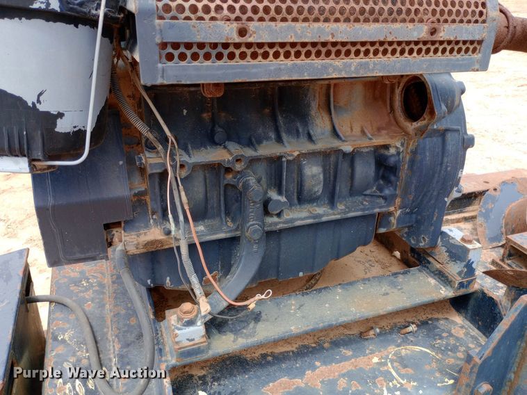 image for item DO7058 Deutz  F4L2011 engine