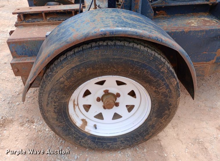 image for item DO7058 Deutz  F4L2011 engine