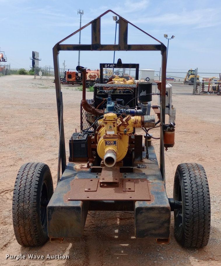 image for item DO7059 2006 Selwood  D75 water pump