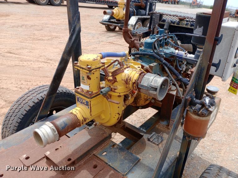 image for item DO7059 2006 Selwood  D75 water pump