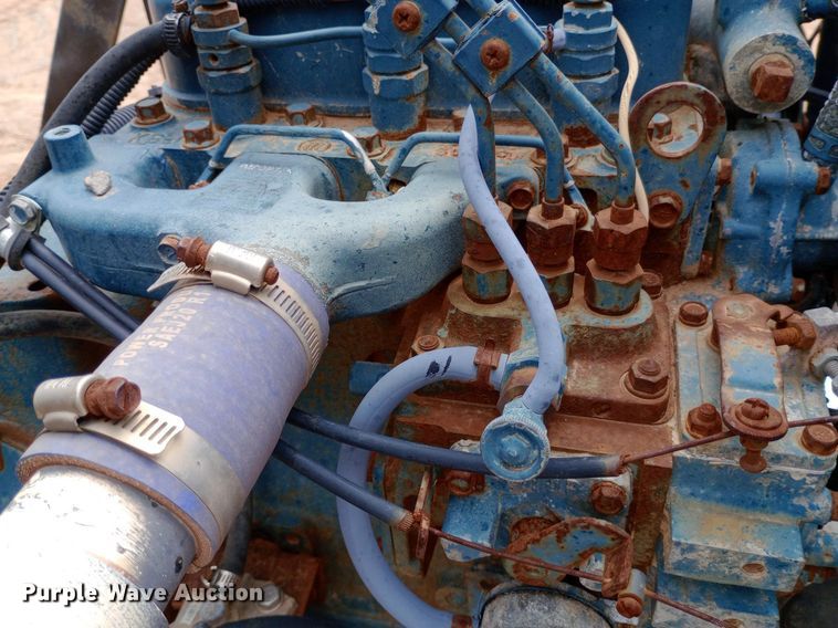 image for item DO7059 2006 Selwood  D75 water pump