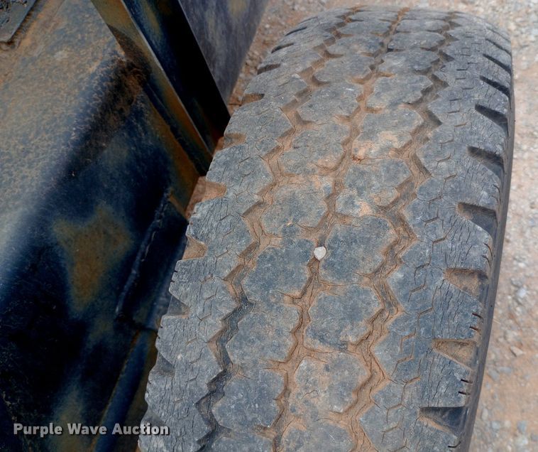 image for item DO7059 2006 Selwood  D75 water pump