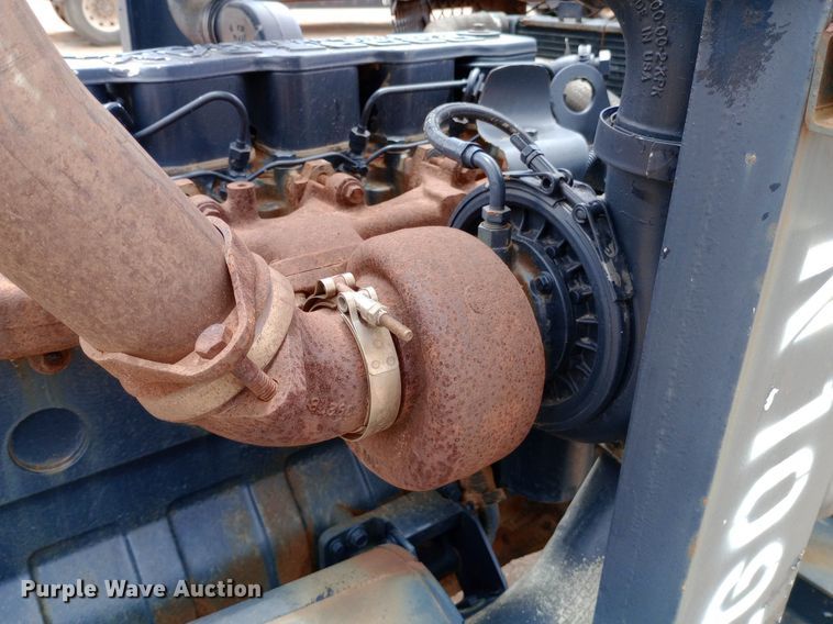 image for item DO7061 2011 Mission  pump trailer