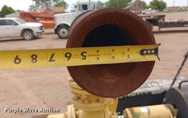 image for item DO7061 2011 Mission  pump trailer