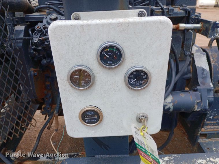 image for item DO7061 2011 Mission  pump trailer